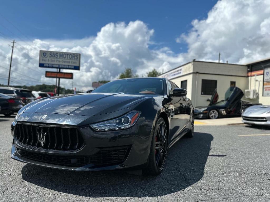 2022 Maserati Ghibli Image 1