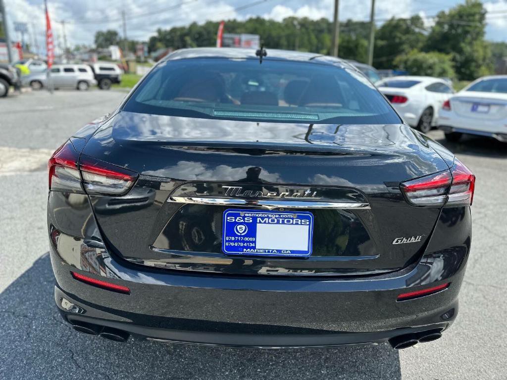 2022 Maserati Ghibli Image 6