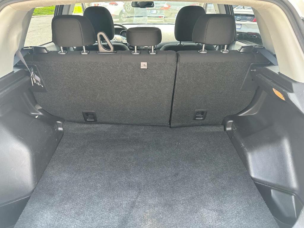 2021 Mitsubishi Outlander Image 41