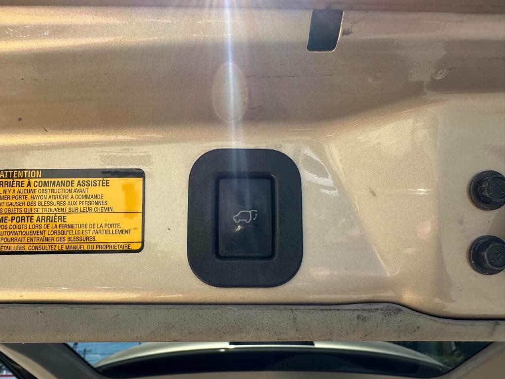 2014 Toyota Sienna Image 49