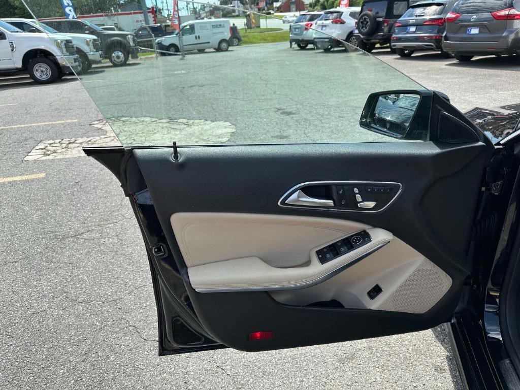 2018 Mercedes-Benz CLA-Class Image 12