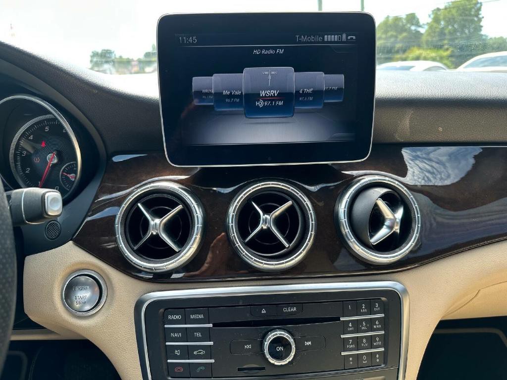 2018 Mercedes-Benz CLA-Class Image 17