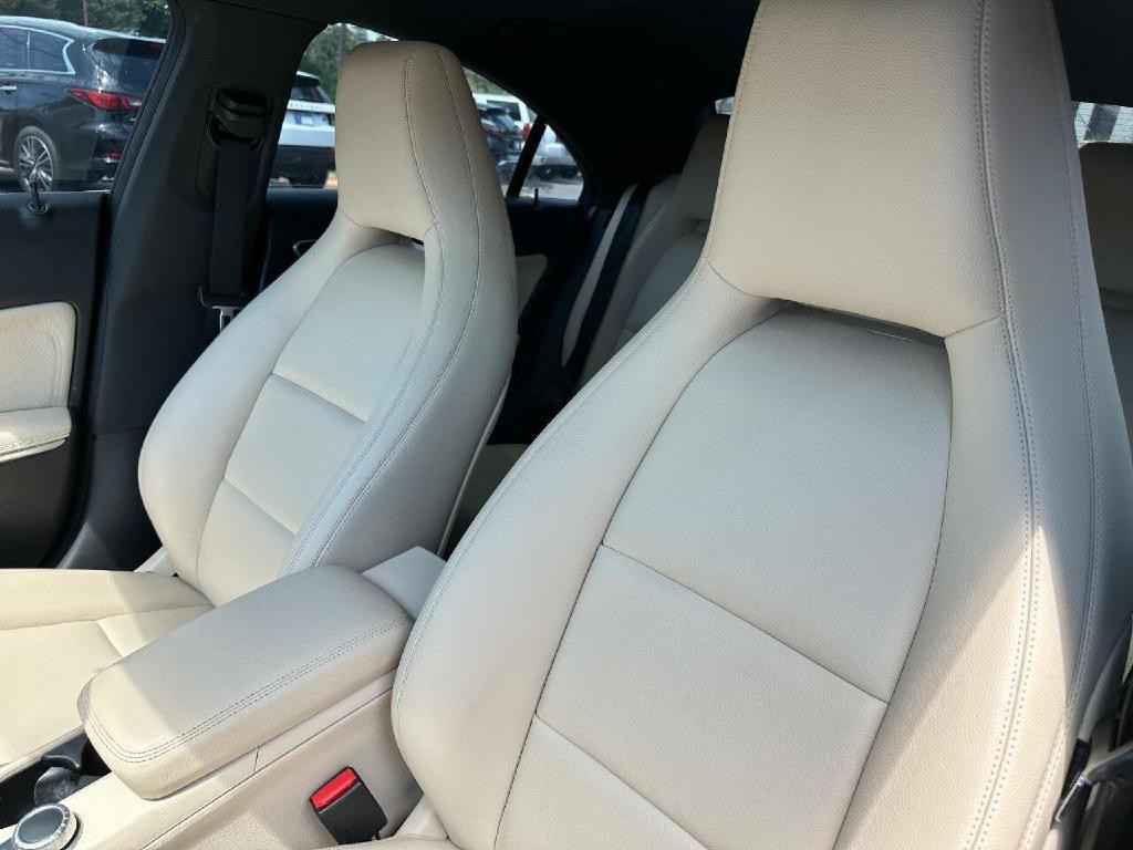 2018 Mercedes-Benz CLA-Class Image 18