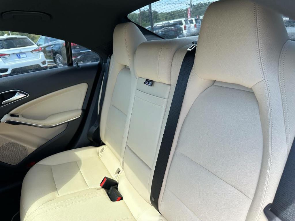 2018 Mercedes-Benz CLA-Class Image 27