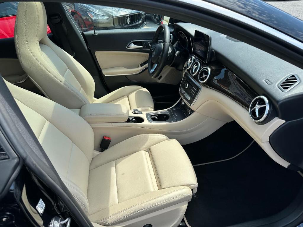 2018 Mercedes-Benz CLA-Class Image 34