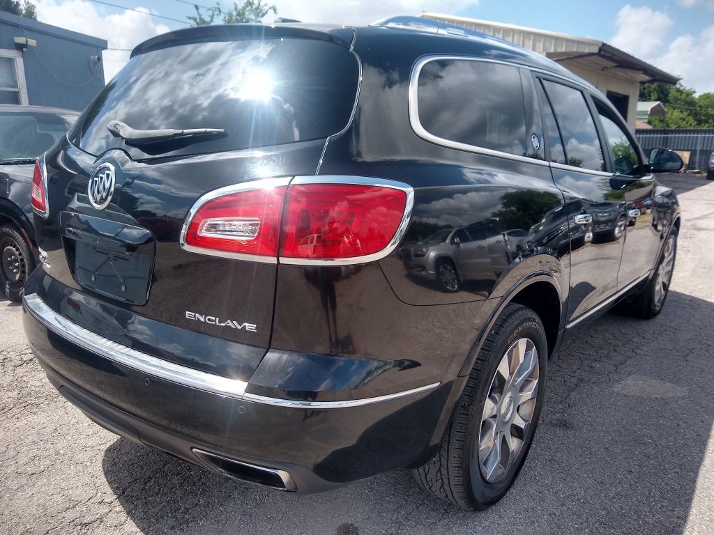 2017 Buick Enclave Image 3