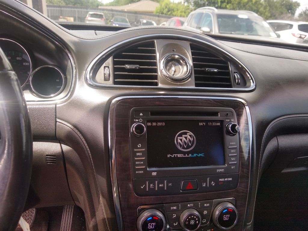 2017 Buick Enclave Image 10