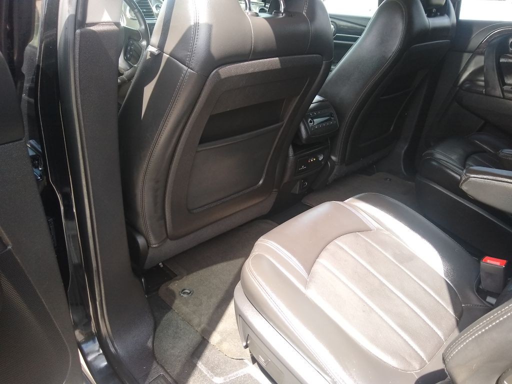 2017 Buick Enclave Image 15