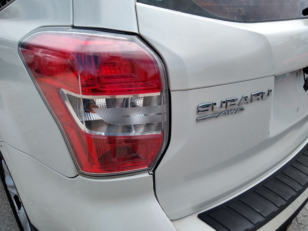 2014 Subaru Forester Image 7