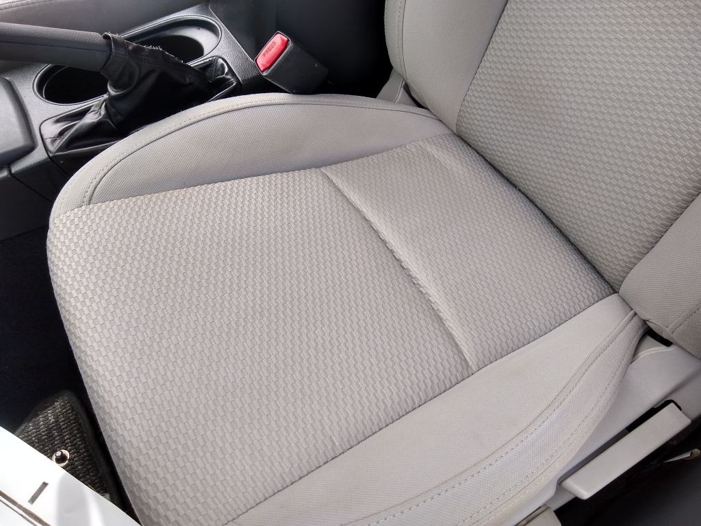 2014 Subaru Forester Image 19