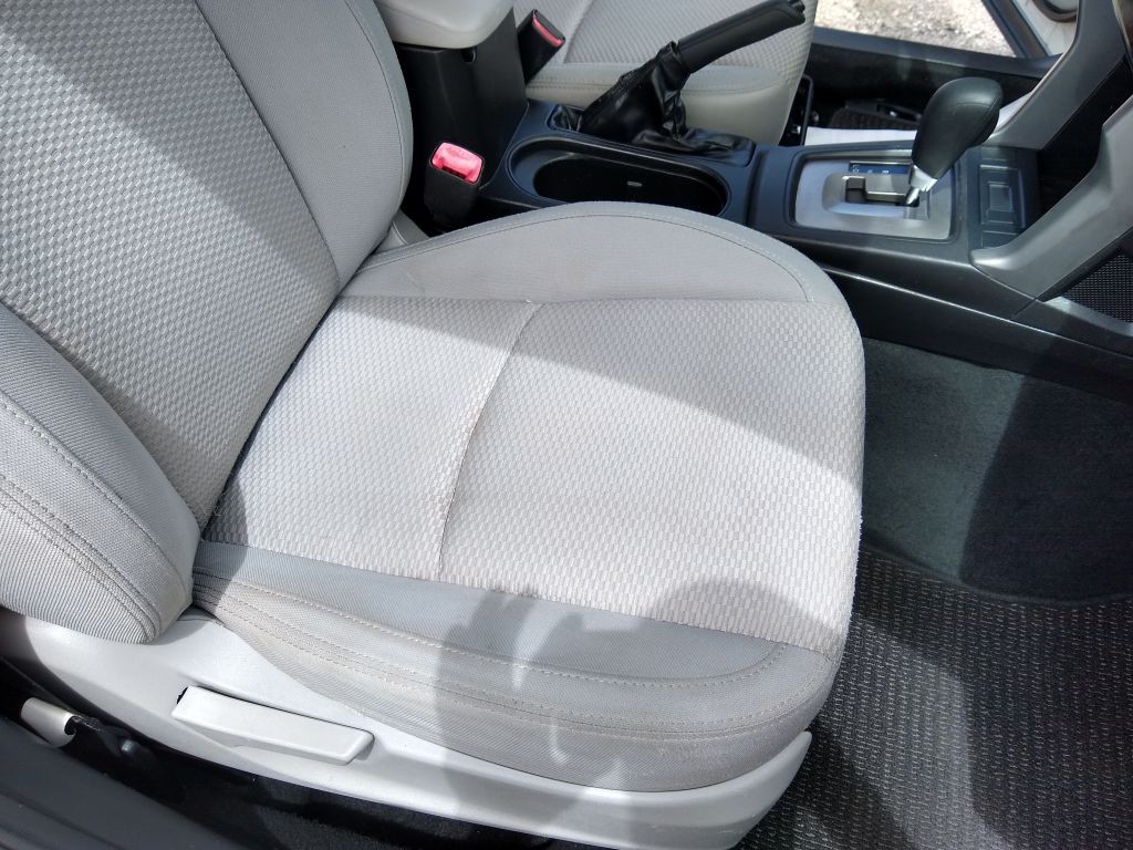 2014 Subaru Forester Image 25