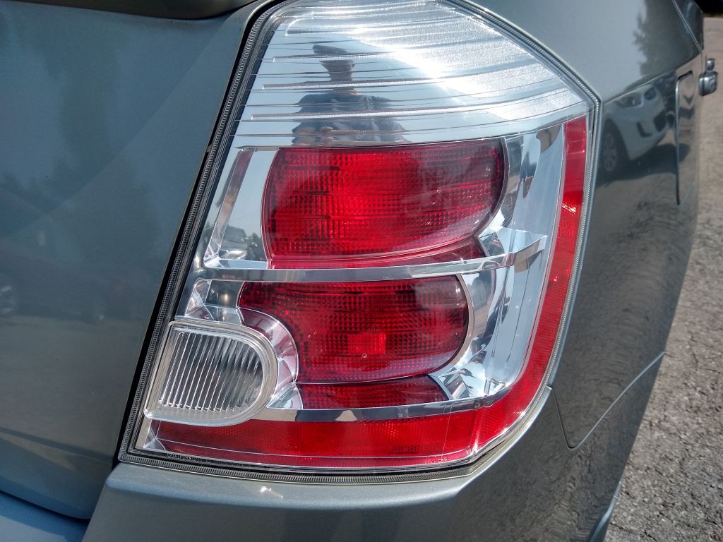 2011 Nissan Sentra Image 10
