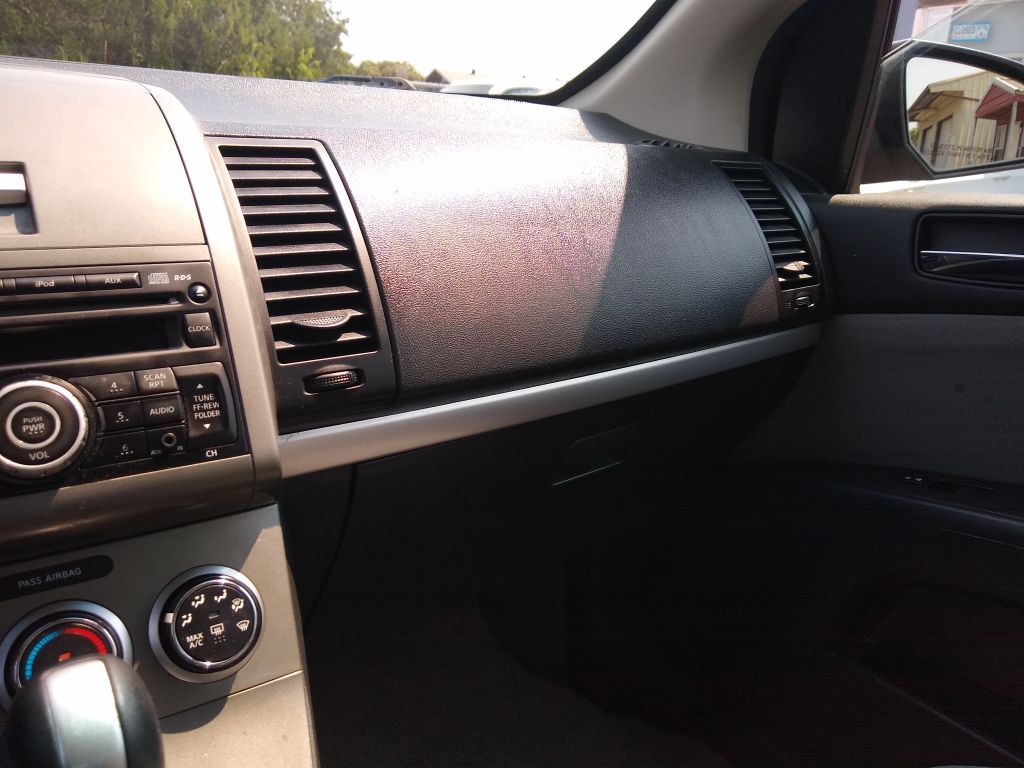 2011 Nissan Sentra Image 36