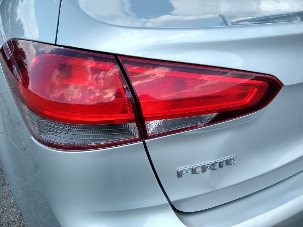 2018 Kia Forte Image 9