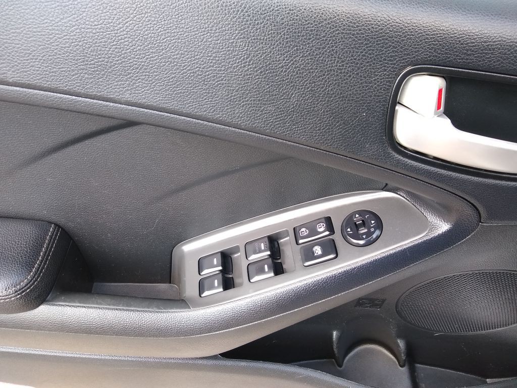 2018 Kia Forte Image 11