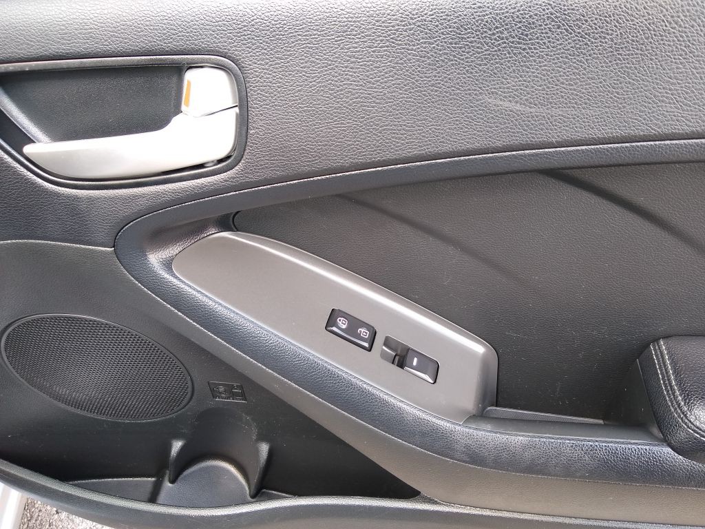 2018 Kia Forte Image 14