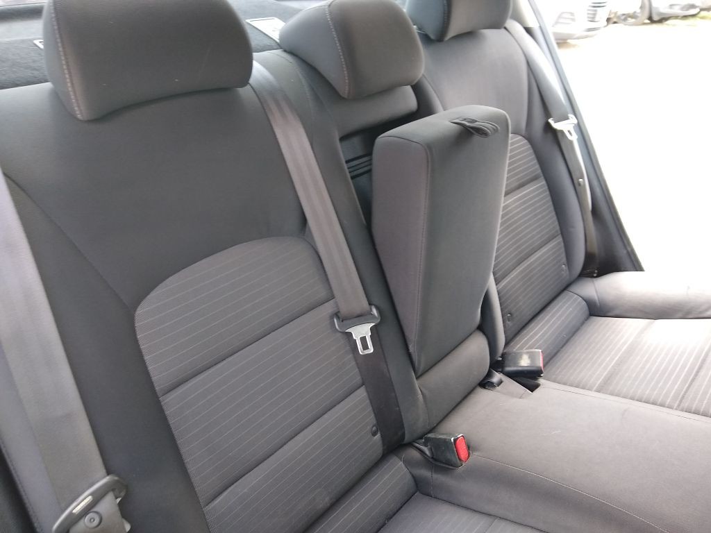 2018 Kia Forte Image 28