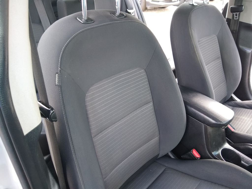 2018 Kia Forte Image 29