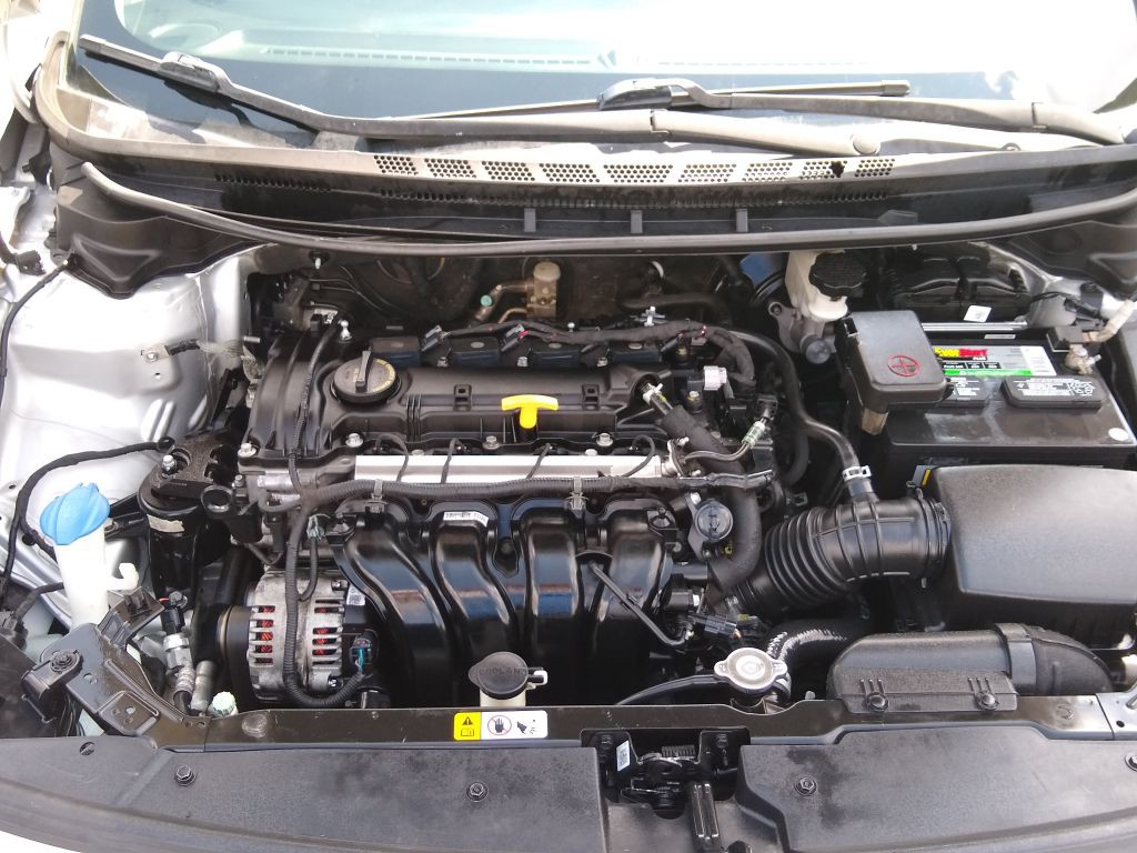 2018 Kia Forte Image 37