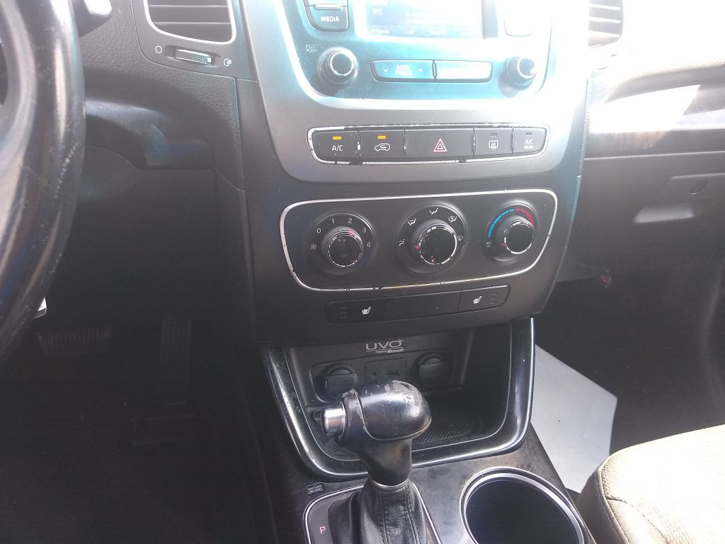 2015 Kia Sorento Image 39