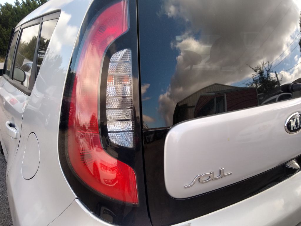 2017 Kia Soul Image 8
