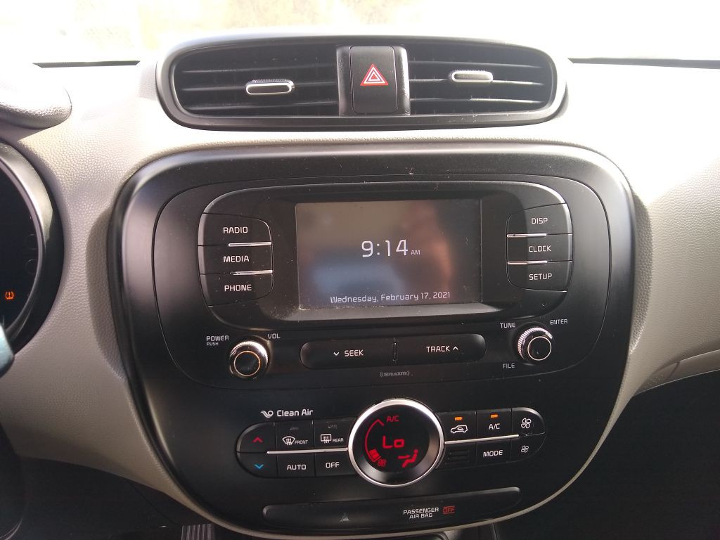 2017 Kia Soul Image 29