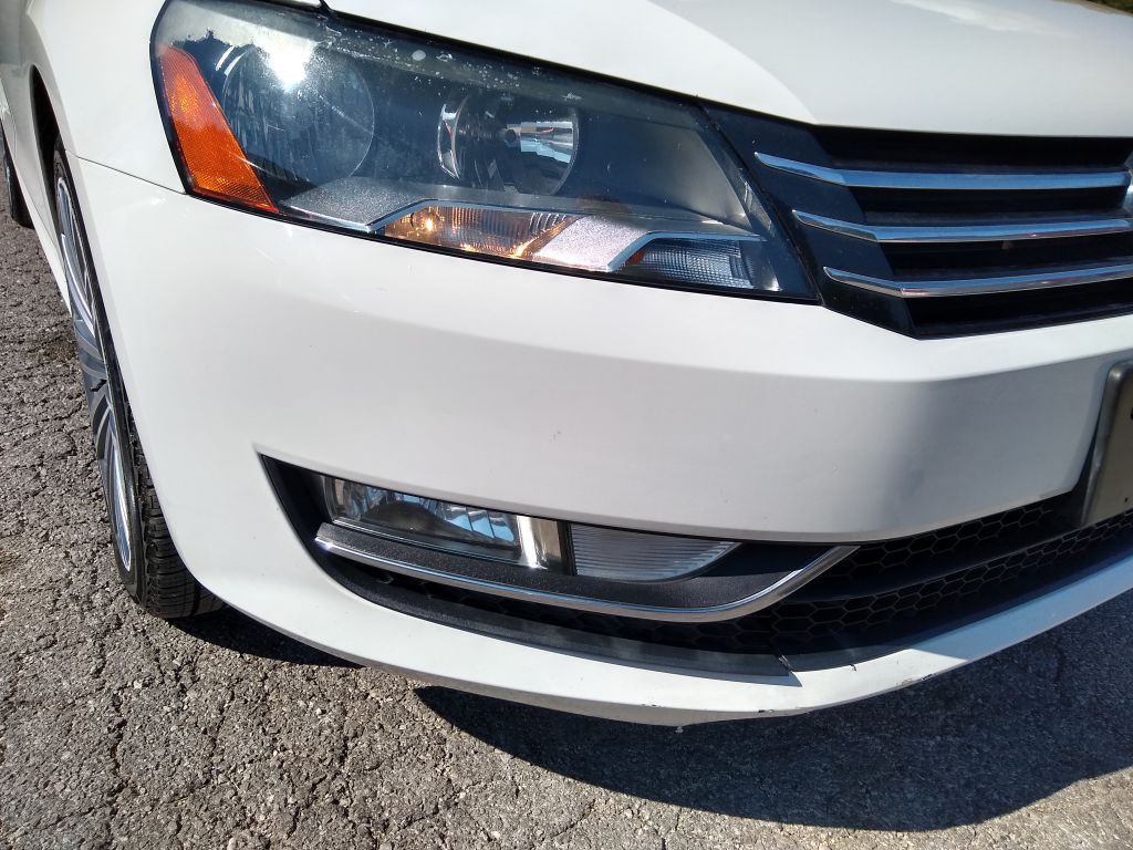 2015 Volkswagen Passat Image 4