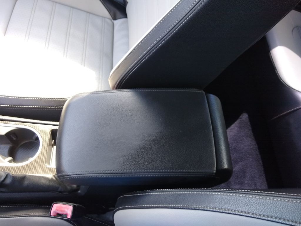 2015 Volkswagen Passat Image 38