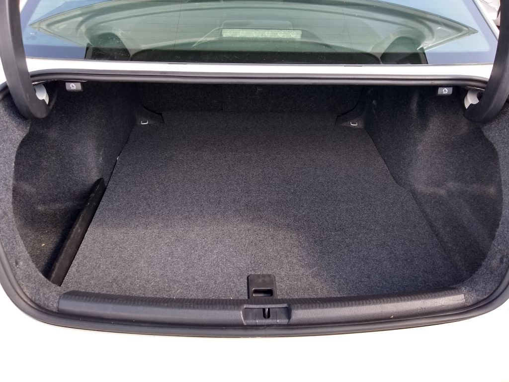 2015 Volkswagen Passat Image 41