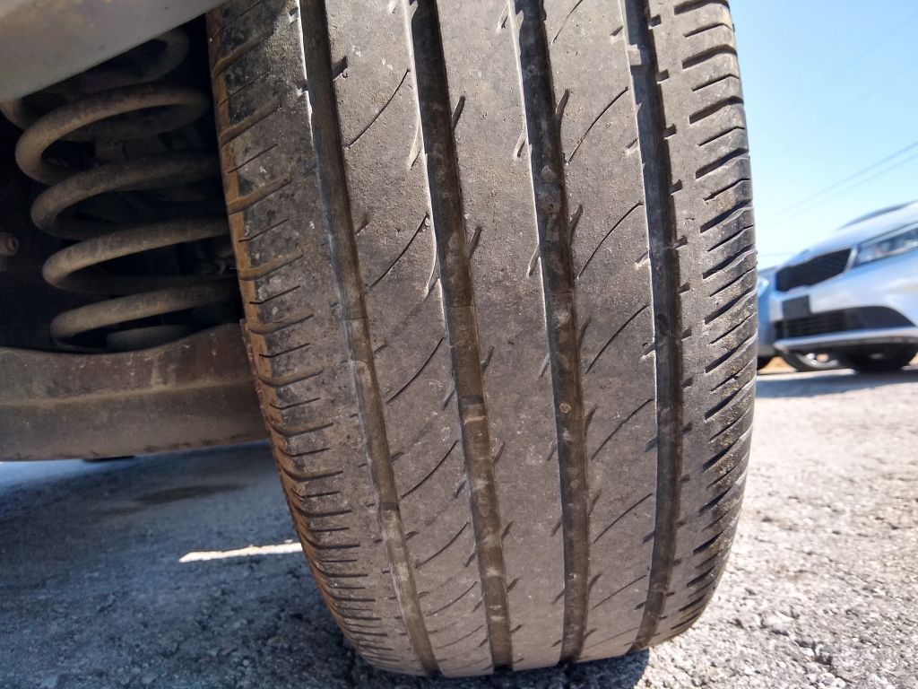 2015 Jeep Cherokee Image 36