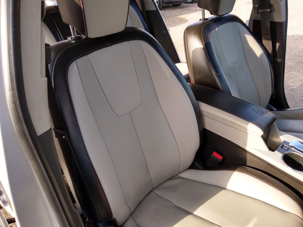 2012 Chevrolet Equinox Image 18