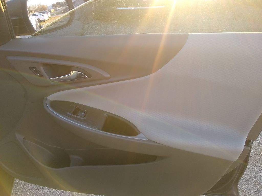 2018 Chevrolet Malibu Image 30