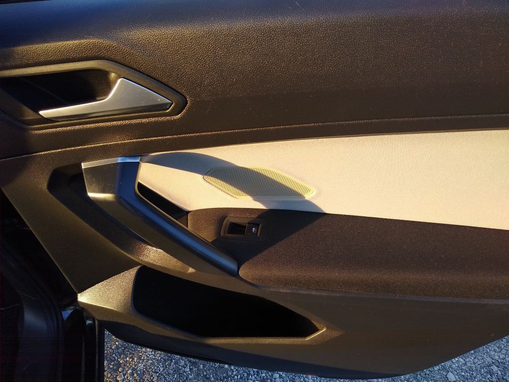 2021 Volkswagen Tiguan Image 26