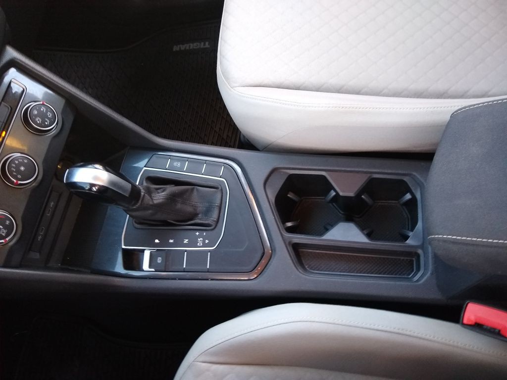 2021 Volkswagen Tiguan Image 42