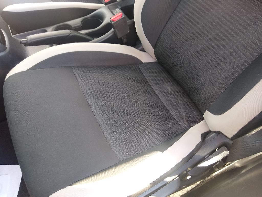 2021 Nissan Versa Image 15