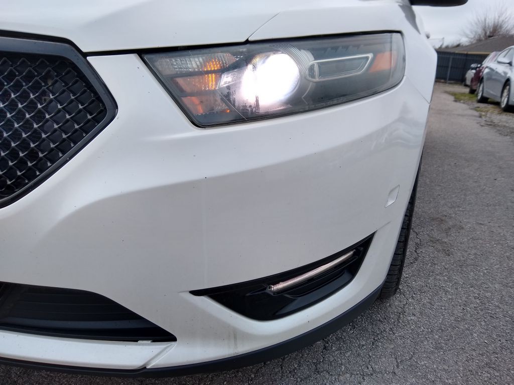 2013 Ford Taurus Image 4