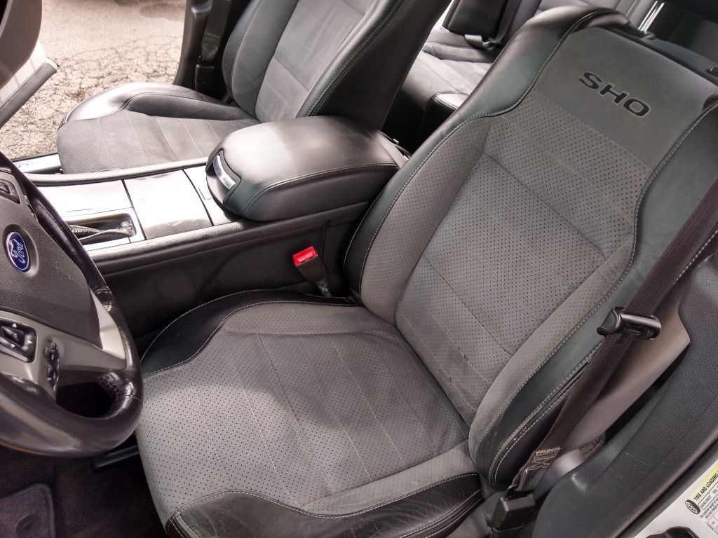 2013 Ford Taurus Image 14