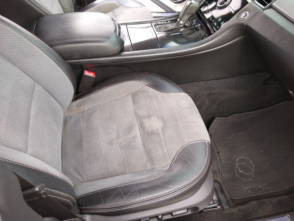 2013 Ford Taurus Image 21