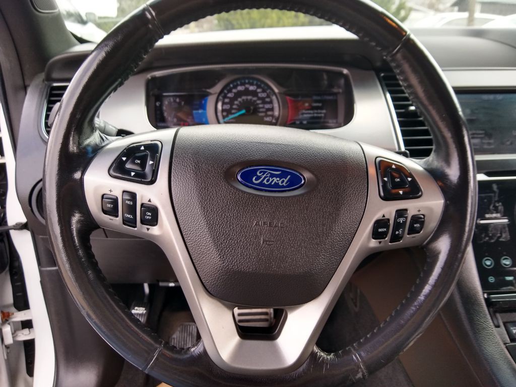 2013 Ford Taurus Image 27