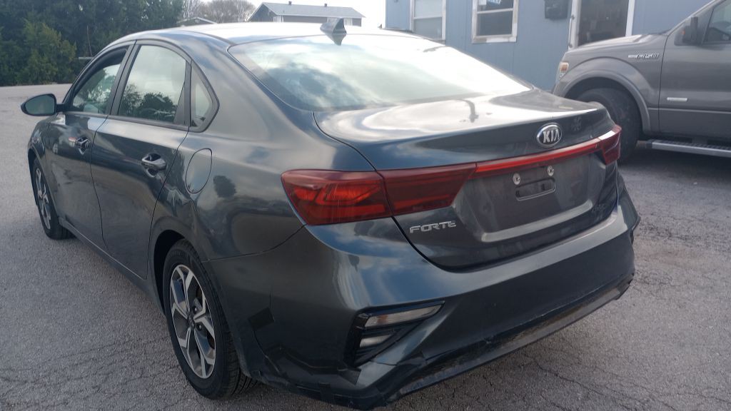 2019 Kia Forte Image 2