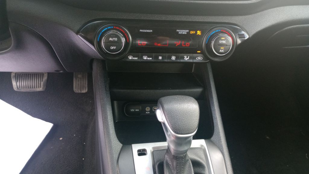 2019 Kia Forte Image 12