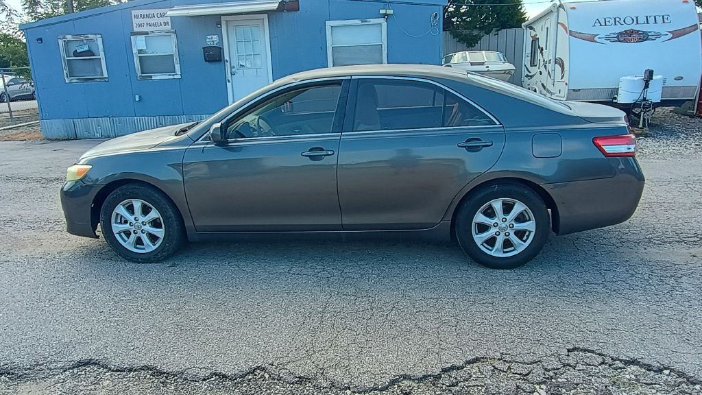 2010 Toyota Camry Image 7