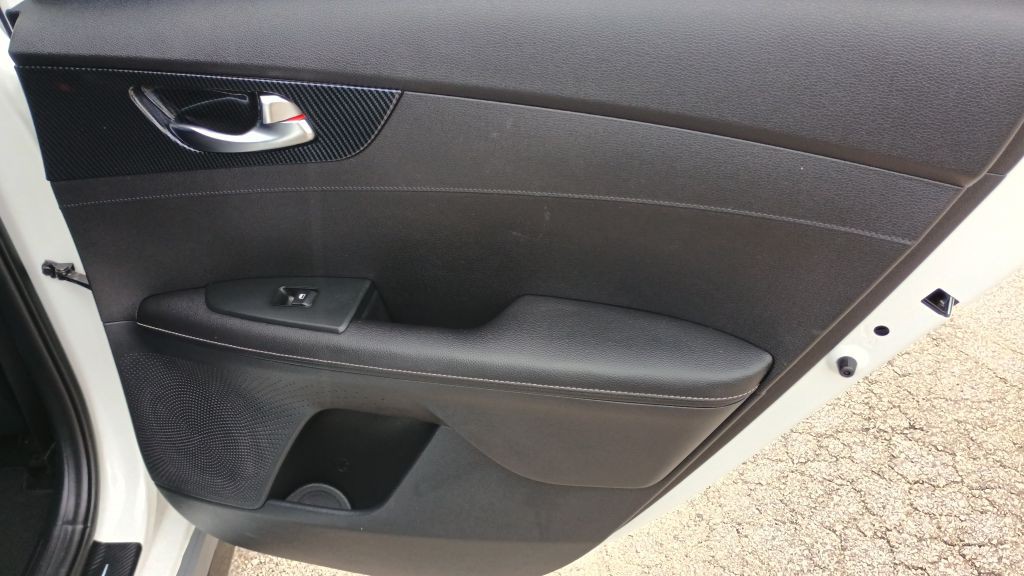 2021 Kia Forte Image 18