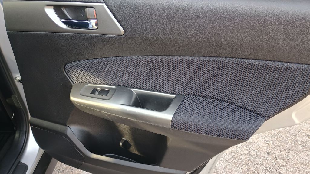 2011 Subaru Forester Image 31