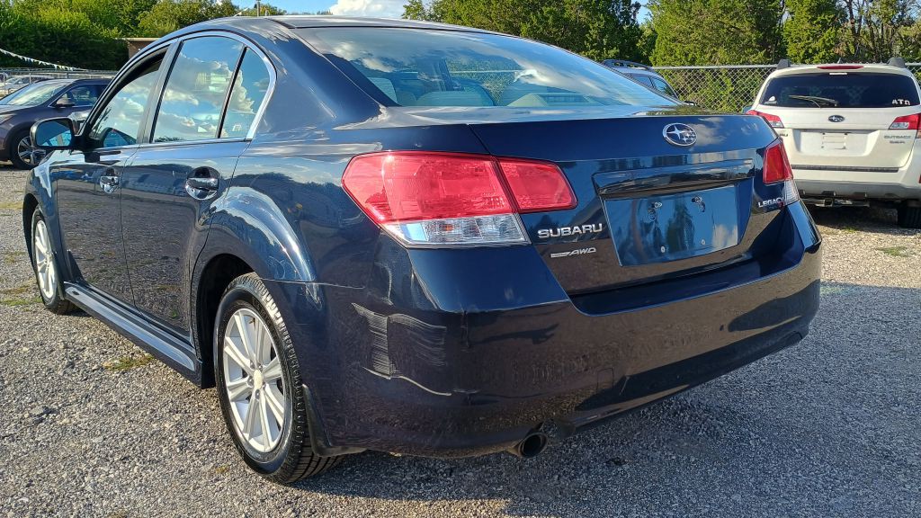 2012 Subaru Legacy Image 2