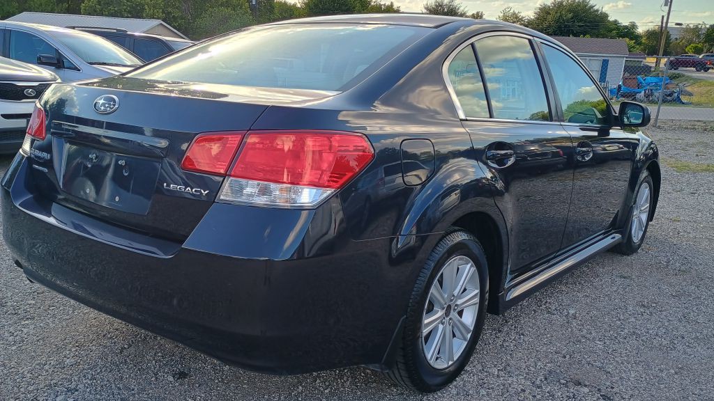 2012 Subaru Legacy Image 3