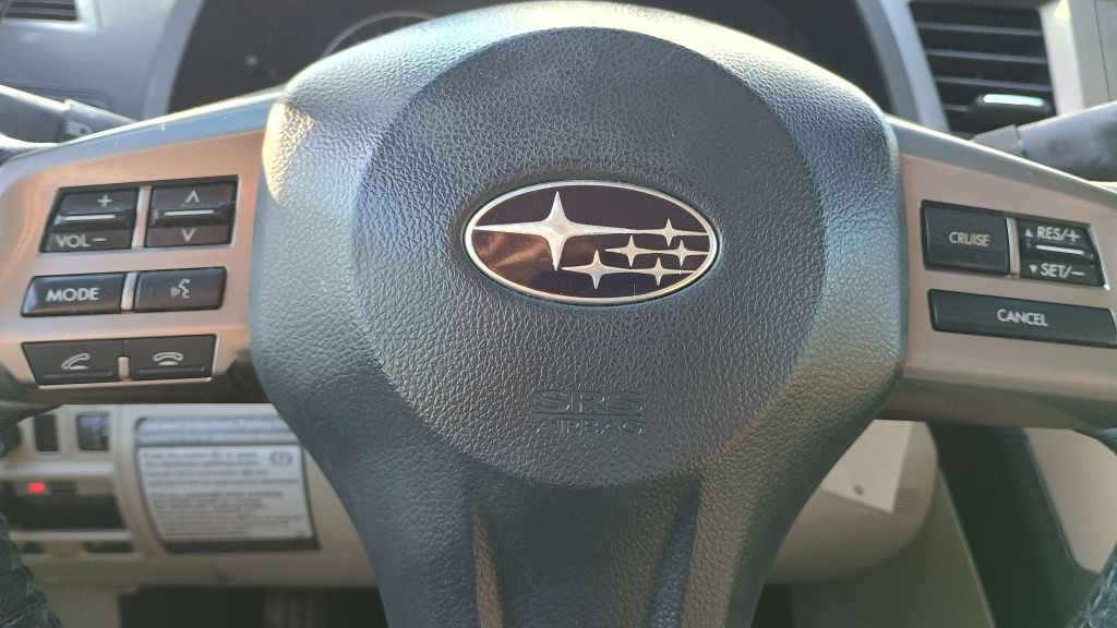2012 Subaru Legacy Image 11