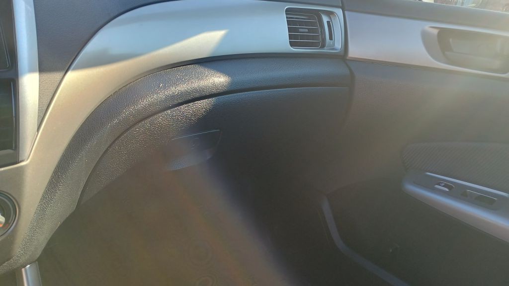 2010 Subaru Forester Image 15