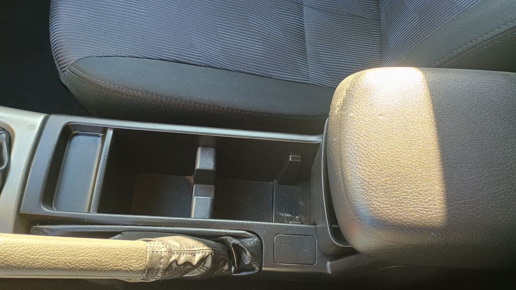 2010 Subaru Forester Image 18