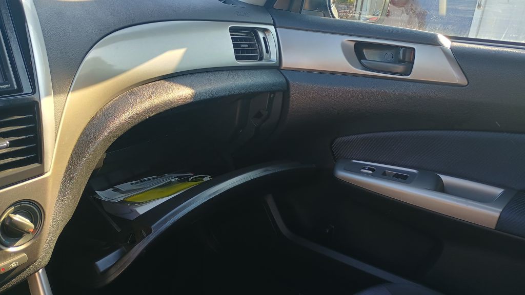 2010 Subaru Forester Image 20